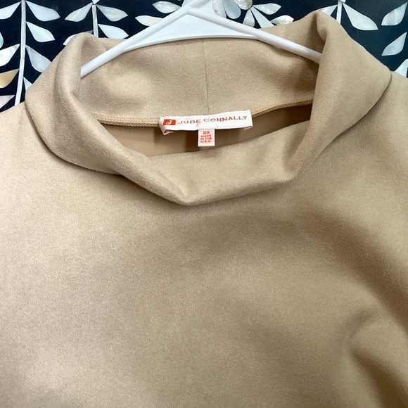 Jude Connally Camel Tunic Top 🐫 Cozy, Minimalist, Quiet Luxury, Layering Piece - Picture 5 of 8